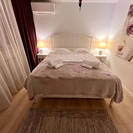 Modern & Cozy 2 Rooms Apartment Bucharest Exterior photo